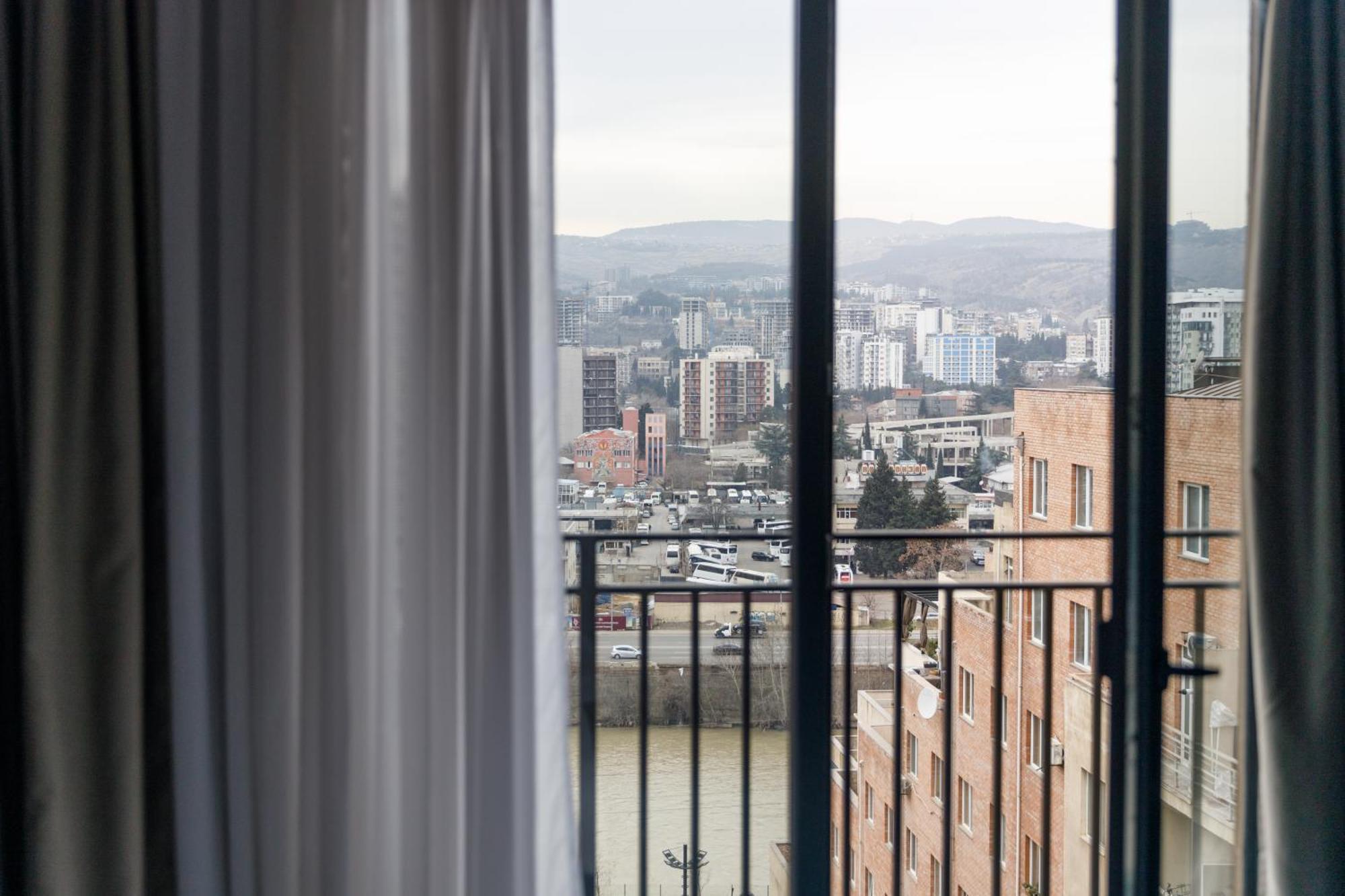 Address Inn Tbilisi Exterior foto