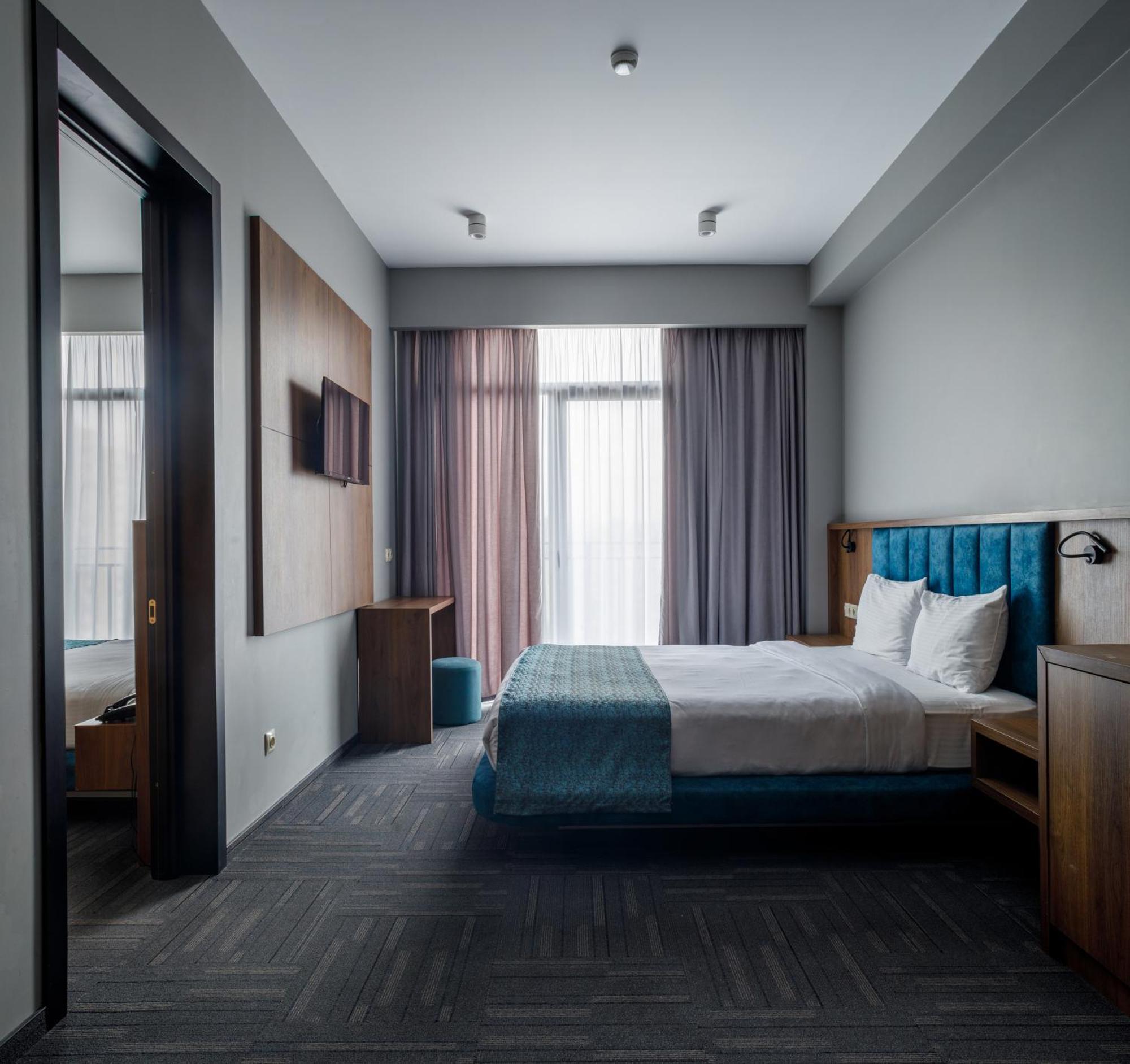 Address Inn Tbilisi Exterior foto